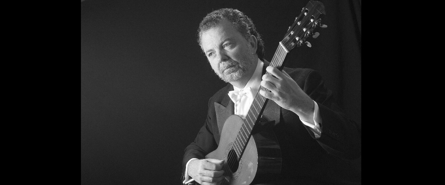 I SOLISTI AQUILANI – Chitarrista MANUEL BARRUECO – Bandoneon CESARE CHIACCHIARETTA